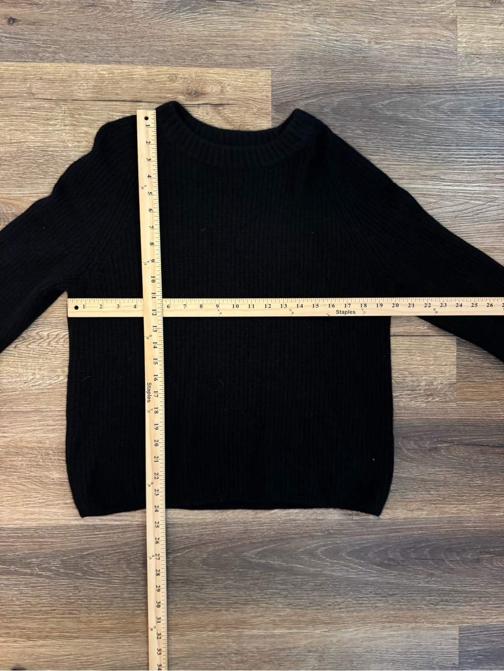 Quince Black Cashmere Sweater Size L - Picture 4 of 6
